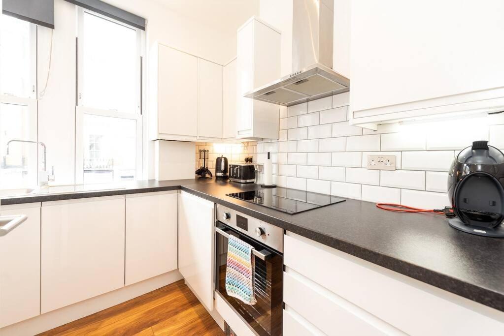 Beautiful Apartment By Hyde Park Ss2 Londres Exterior foto